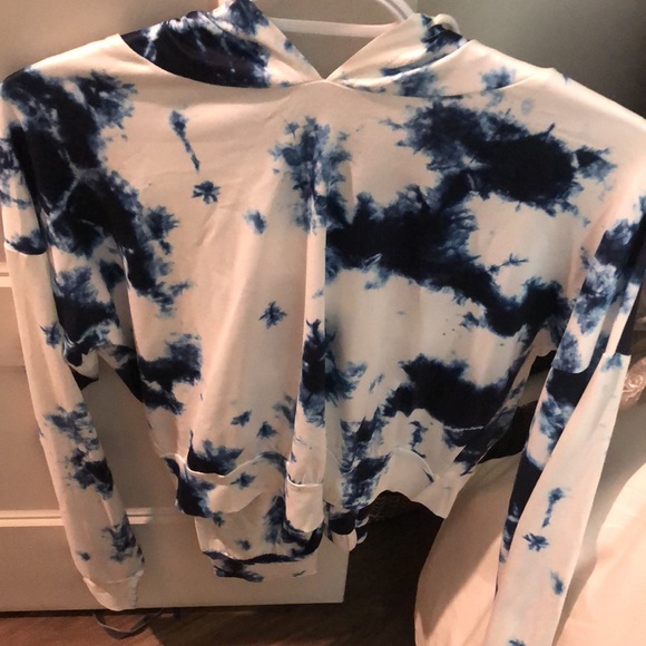 Brand New Tie Dye Set - Picture 3 of 7